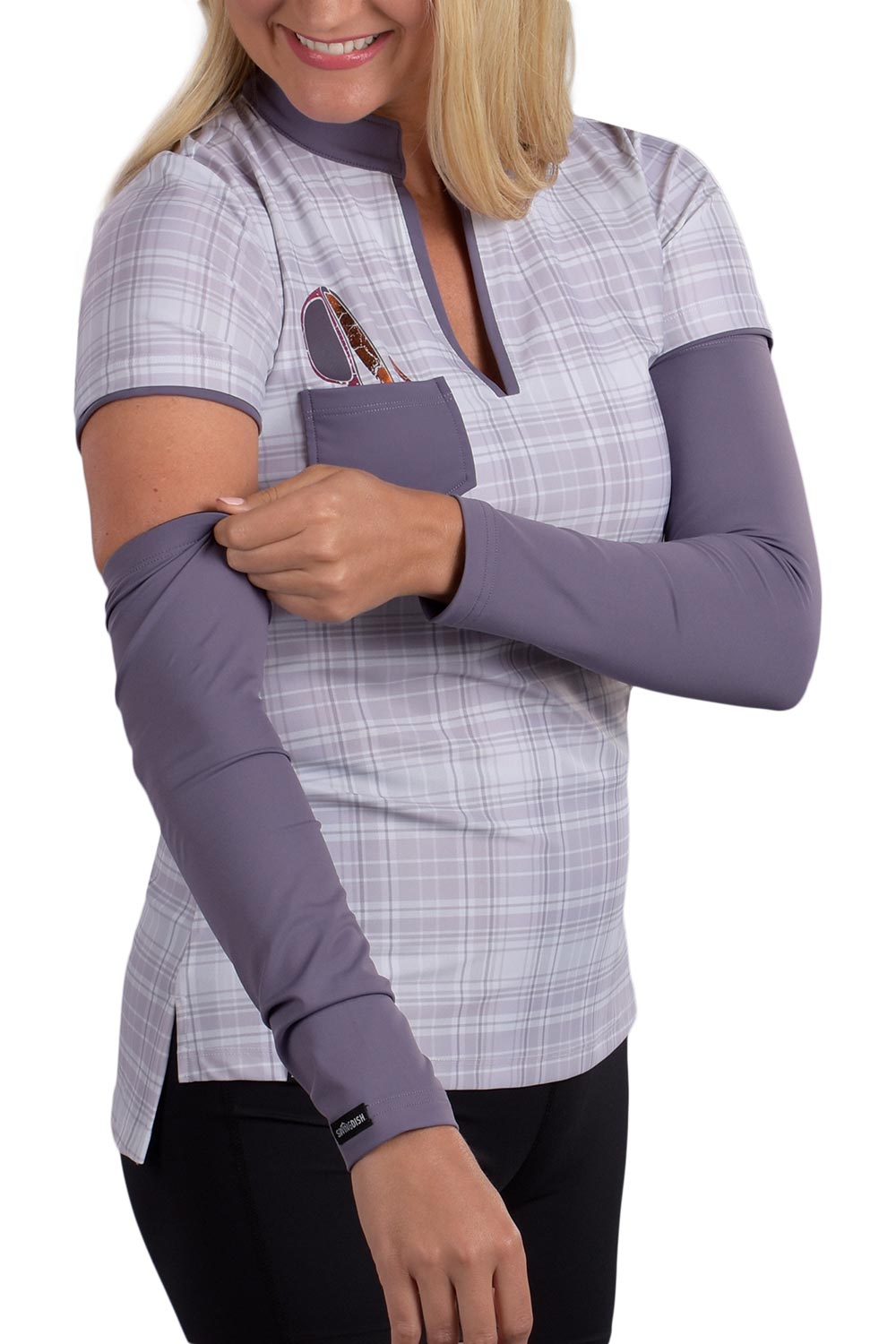 Woman Wearing SwingDish Sleeve It - SPF Arm Protection - Secret Product View 2